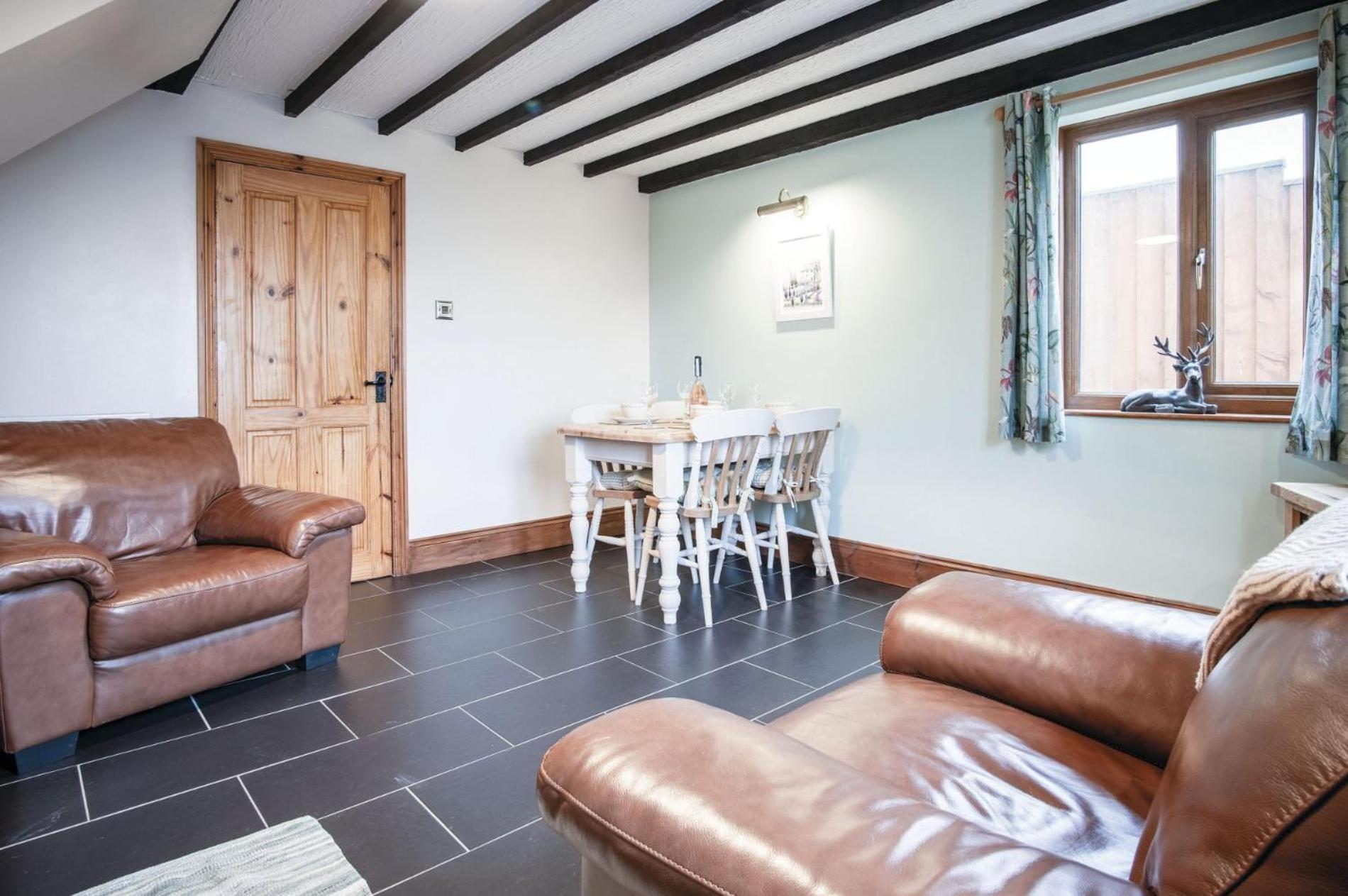 The Brambles - 2 Bedroom Cottage - Llanteg 외부 사진